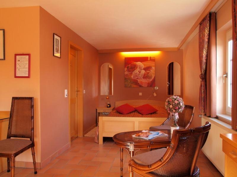 Charme - Hotel Lindenhof Weywertz Room photo