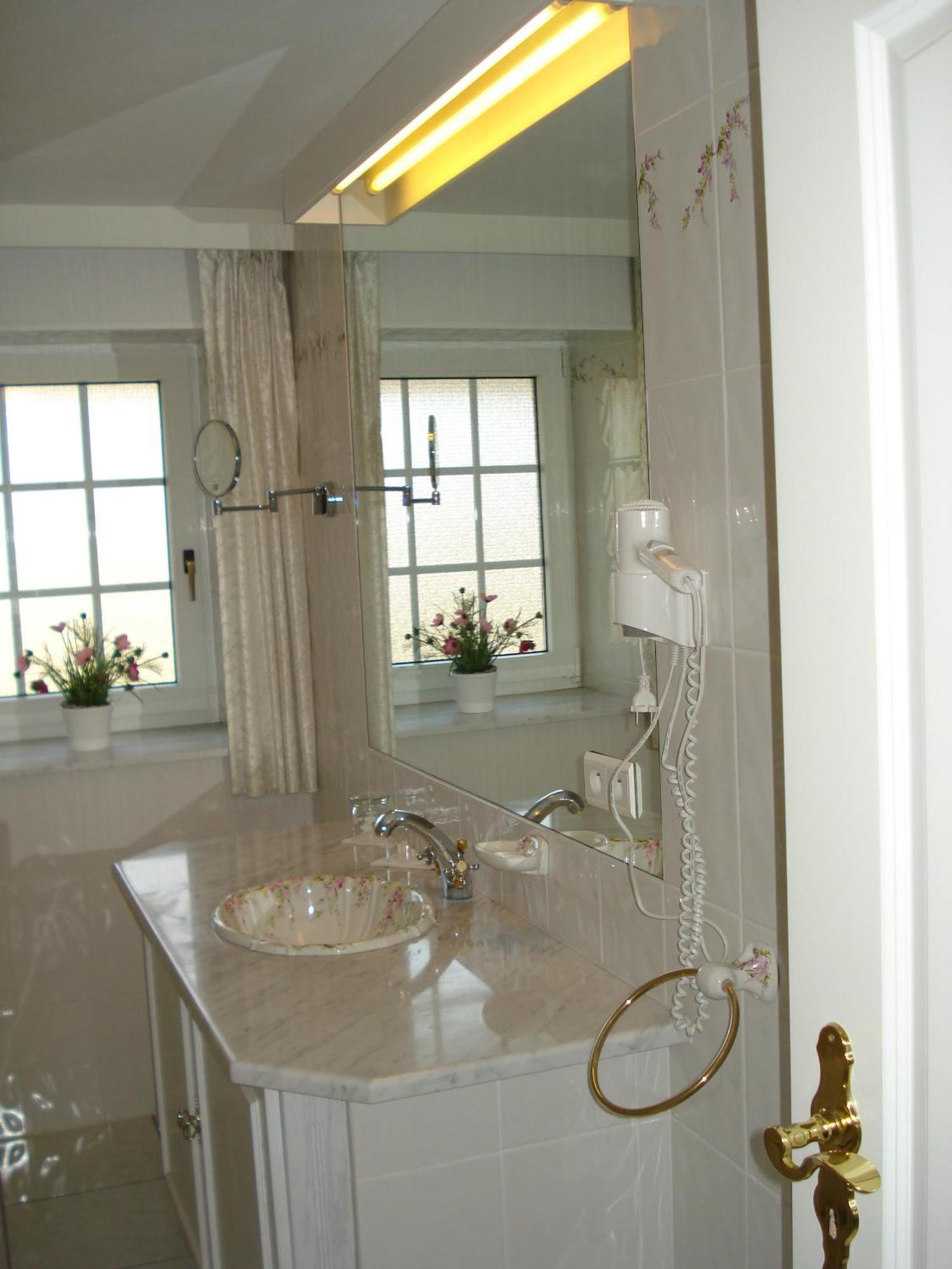 Charme - Hotel Lindenhof Weywertz Room photo