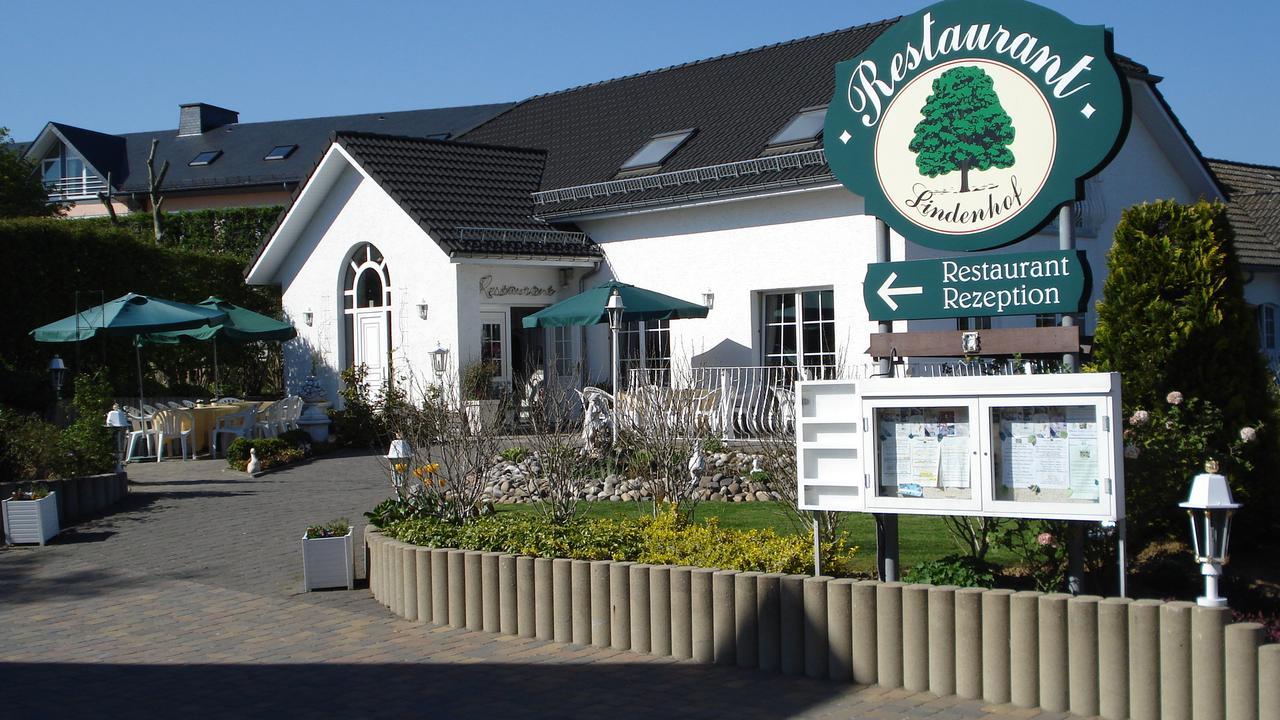Charme - Hotel Lindenhof Weywertz Exterior photo