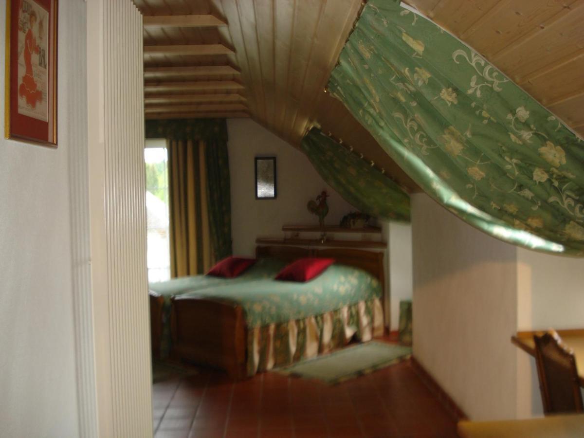 Charme - Hotel Lindenhof Weywertz Room photo