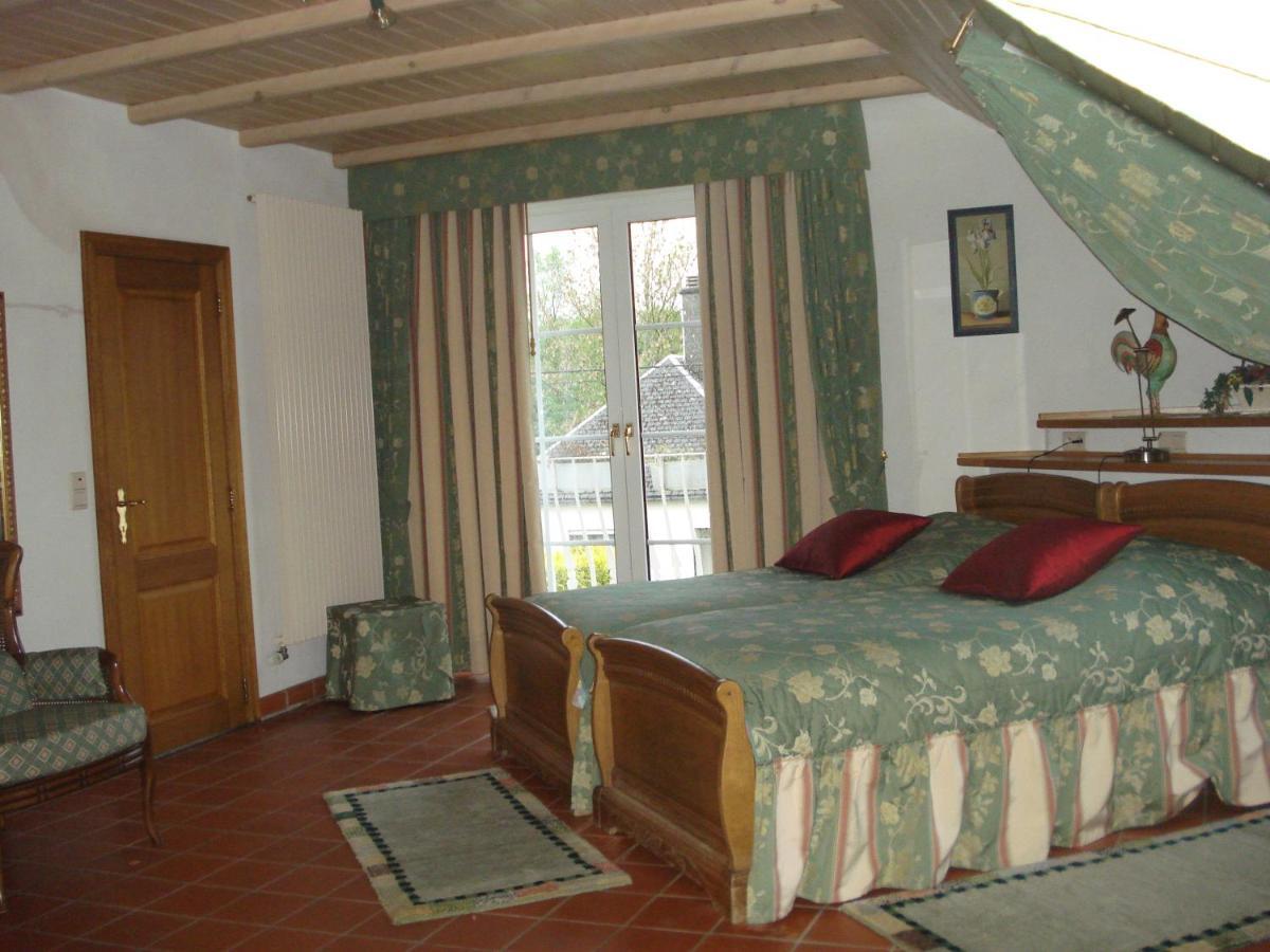 Charme - Hotel Lindenhof Weywertz Room photo
